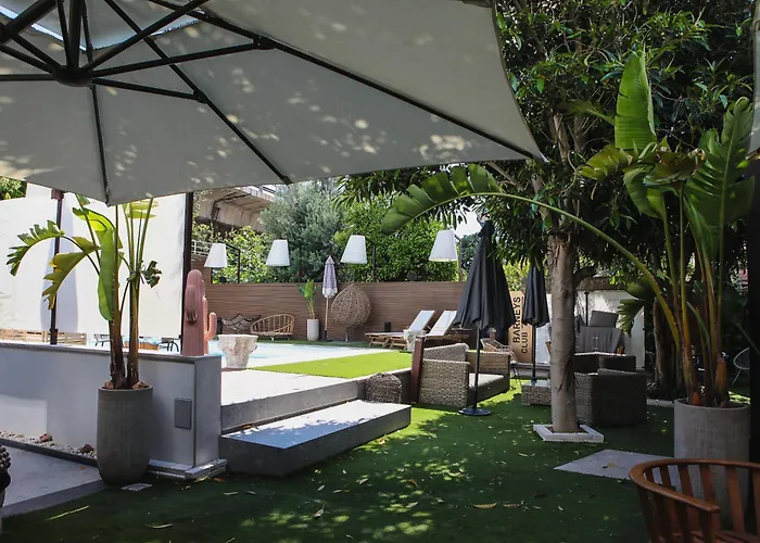 Bed and breakfast Barneys 4*